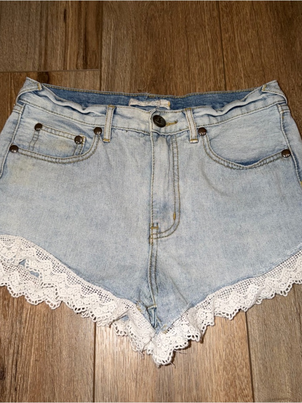 Free People Denim Shorts Lace Trim Distressed Light Wash Size 27 Cotton Jean